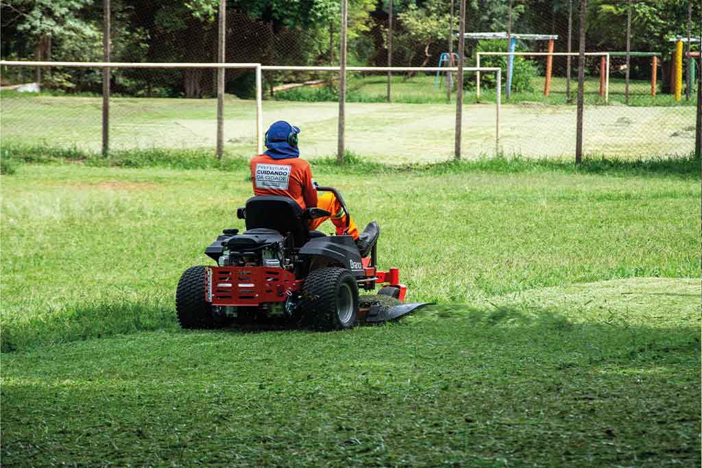 Grounds maintenance project
